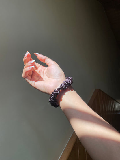 Black Scrunchie (Skinny)