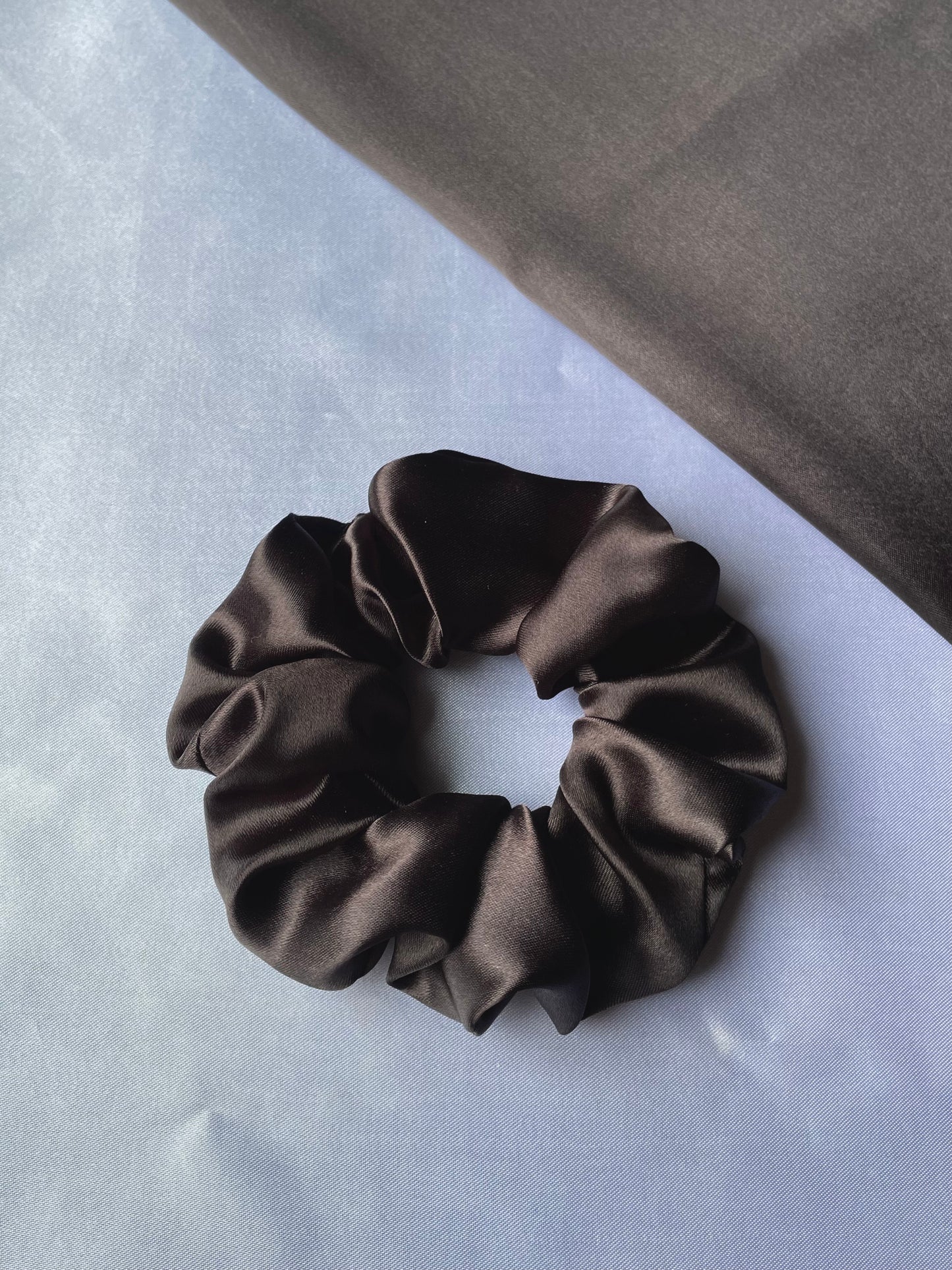 Black Scrunchie (Regular)