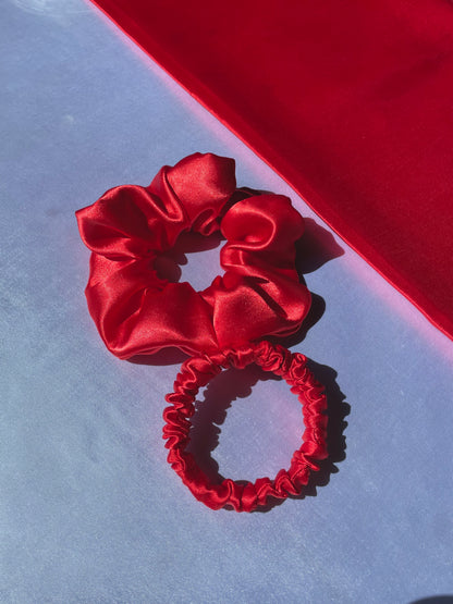 Red Scrunchie (Skinny)