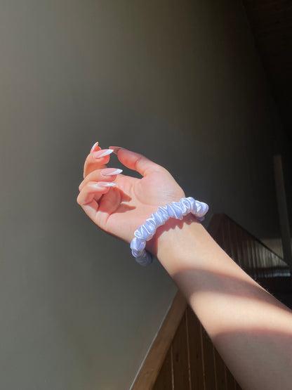 White Scrunchie (Skinny)