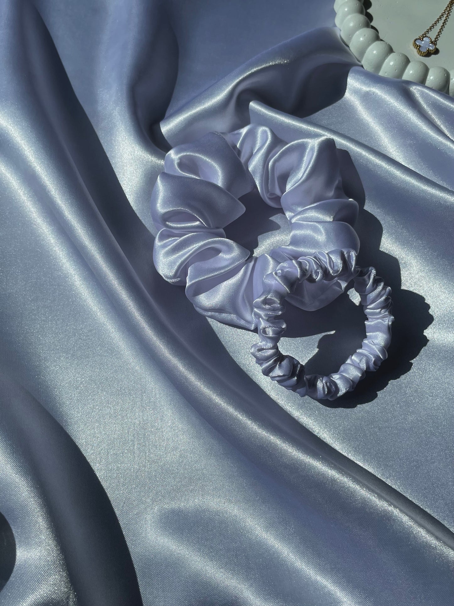 White Scrunchie (Skinny)