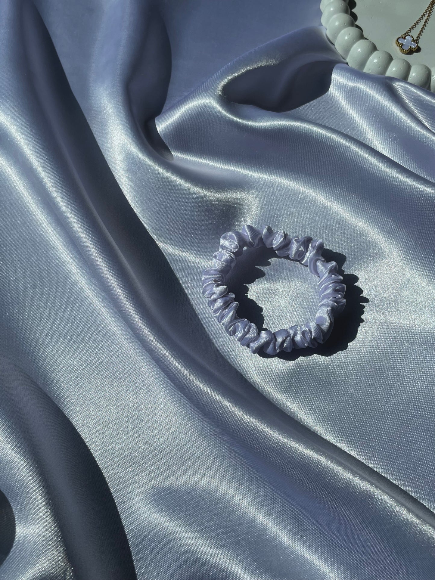 White Scrunchie (Skinny)